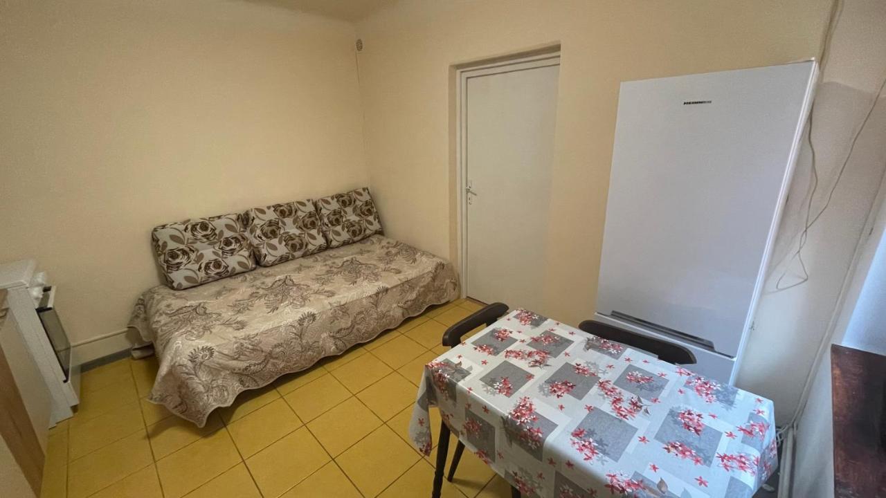 Apartament In Centrul Brasovului Exteriör bild